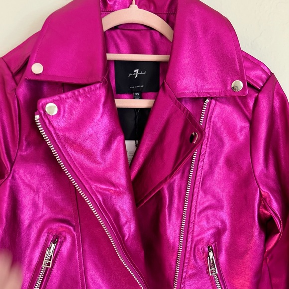 7 For All Mankind NWT Faux Leather Metallic Pink Jacket, size XS - Picture 6 of 9